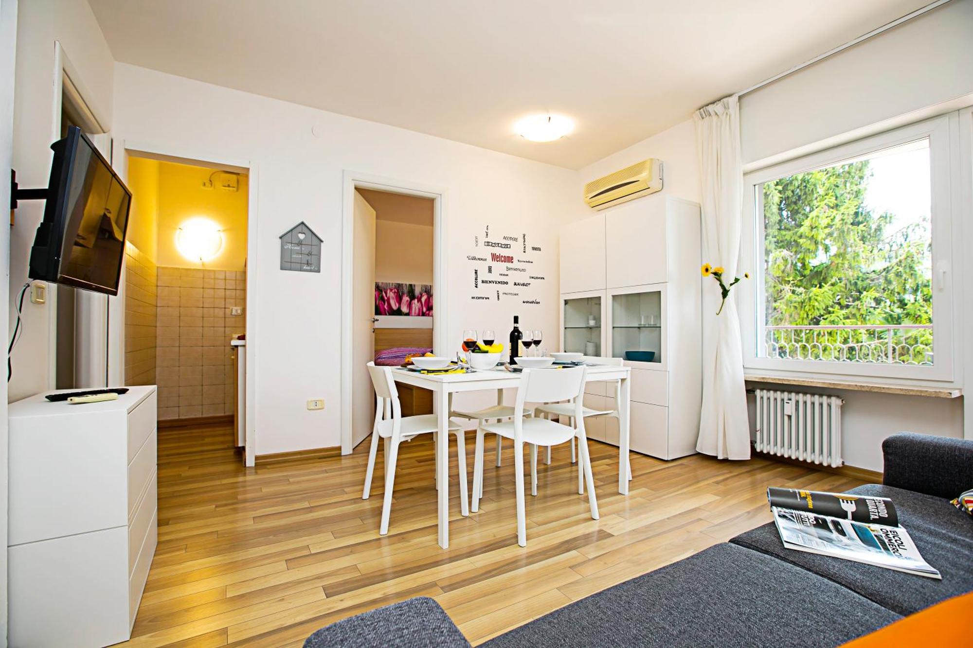 Riva Lago E Spiaggia Apartment 2 - Happy Rentals Kültér fotó